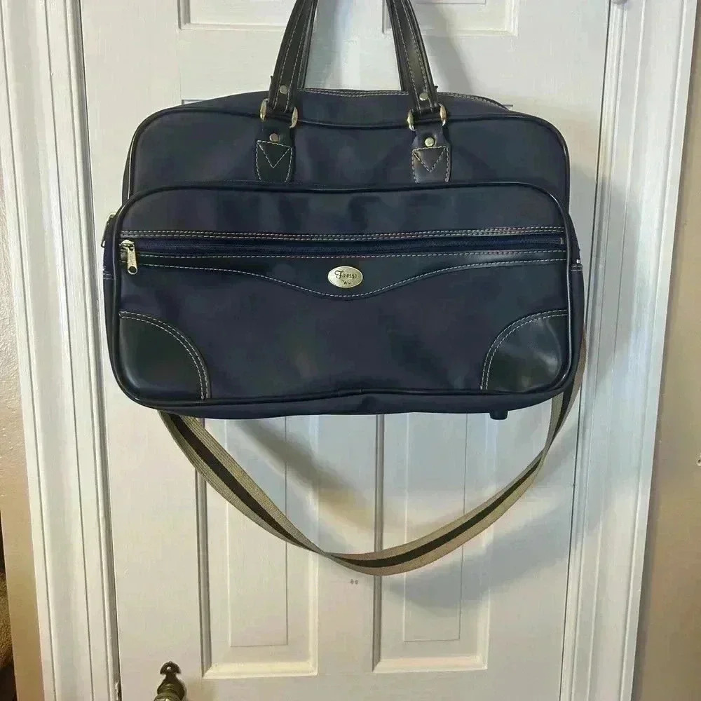 Vintage Verdi Vinyl Carry On Bag. Blue